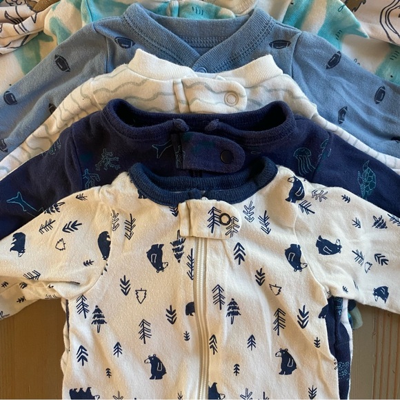 Like New EUC Baby Boys Bundle - Newborn - Carter’s Gerber - Picture 8 of 12
